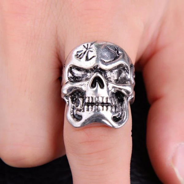 Bague Skull Gravé en Acier - Image 3