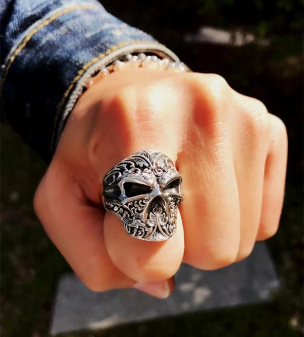 Bague Tête de Mort Éclat Sombre - Image 3