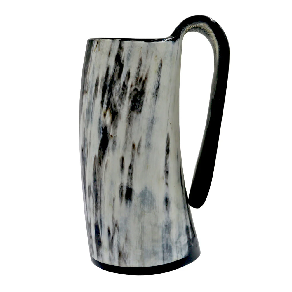 Chope Viking En Corne De Bœuf Blanche Et Noire